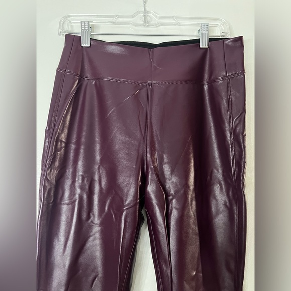 GAP Burgundy Maroon Red Faux Leather Liquid Leggings Pants Size Medium NWT! - Picture 3 of 5